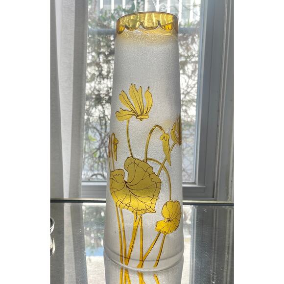 Baccarat Cyclamen Vase Art Nouveau - Gorgeous! - Picture 2 of 5